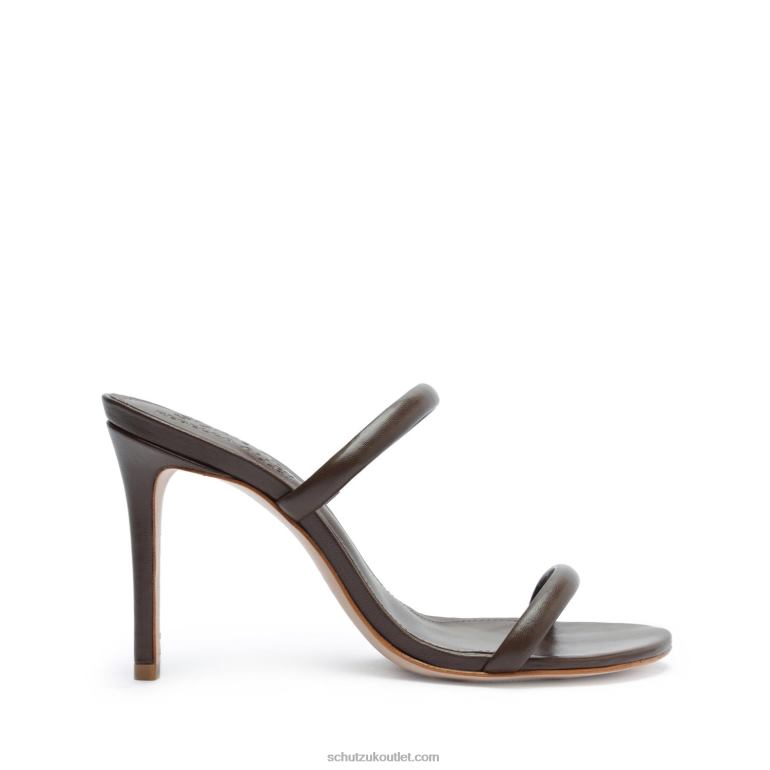 Nude I